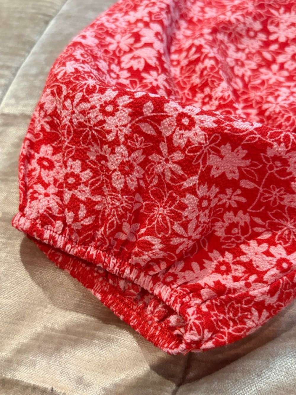 ASOS Red Floral Square Neck Long-Sleeve Dress Tiered Dress Size 4 - Picture 4 of 8